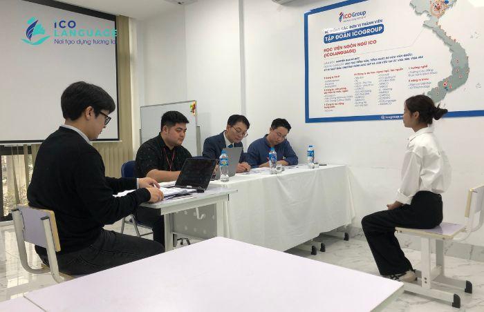 Đại diện trường Sunmoon phỏng vấn học sinh - ICOLanguage